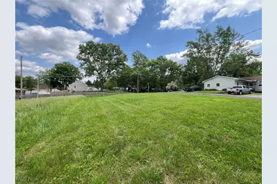 3037 Shelburn Avenue, Akron, OH 44312 - Photo 1