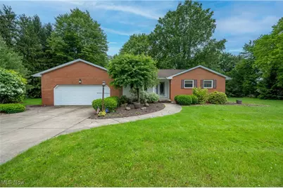 6685 Elwood Street, Austintown, OH 44515 - Photo 1