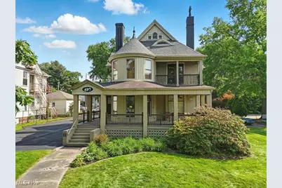 697 W Market Street, Akron, OH 44303 - Photo 1