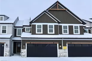 456 Bordeaux Blvd, Grandview Heights, OH 44147 - Photo 1