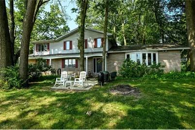 107 Lake Front Drive, Green, OH 44319 - Photo 1