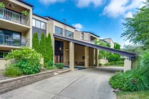 1012 Bunker Dr, Akron, OH 44333 - Photo 1