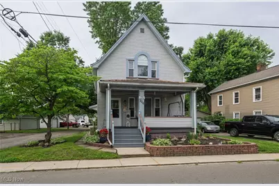 226 NW Minnich Avenue, New Philadelphia, OH 44663 - Photo 1