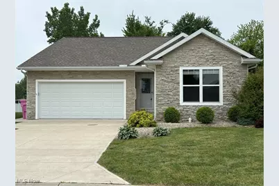 1132 Hummingbird Way, Findlay, OH 45840 - Photo 1