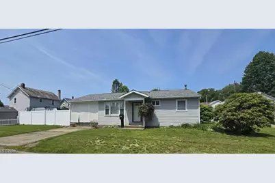 416 2nd Drive NE, New Philadelphia, OH 44663 - Photo 1