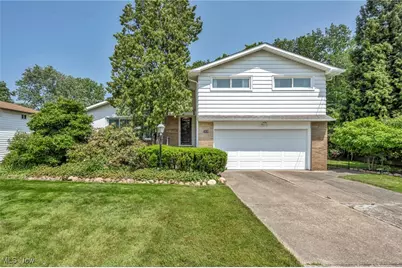 1019 Rose Boulevard, Highland Heights, OH 44143 - Photo 1