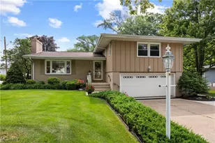 210 Bucyrus Ave, Huron, OH 44839 - Photo 1