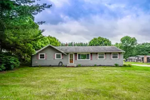 554 Ott Dr, Clinton, OH 44216 - Photo 1