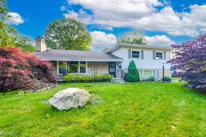 396 Sandhurst Road, Akron, OH 44333 - Photo 1