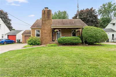 2026 34th Street NW, Canton, OH 44709 - Photo 1