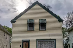 1124 E 114th St, Loveland, OH 44108 - Photo 1