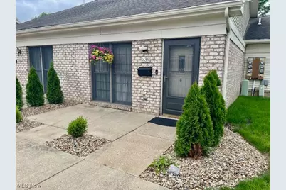 1634 Westhampton Drive, Austintown, OH 44515 - Photo 1