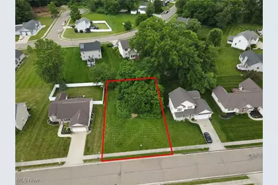 Quail Hollow Avenue NE, Canton, OH 44704 - Photo 1