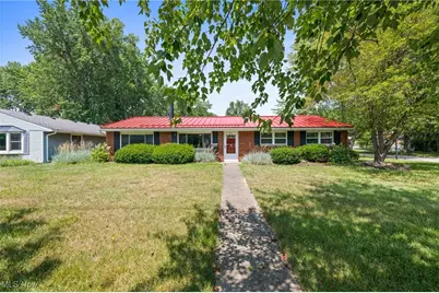 822 Howard Street, Elyria, OH 44035 - Photo 1