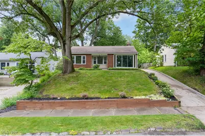 164 Goodview Avenue, Akron, OH 44305 - Photo 1