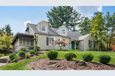 2775 W Ridgewood Circle, Zanesville, OH 43701 - Photo 1