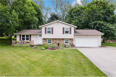 12035 Pueblo Path Avenue NW, Uniontown, OH 44685 - Photo 1