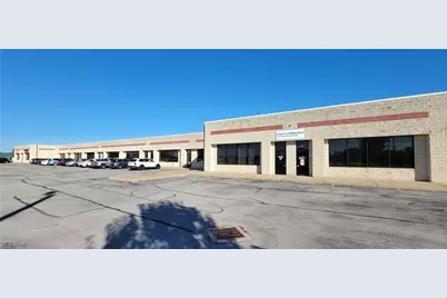 2401 Sawmill Parkway, Huron, OH 44839 - Photo 1