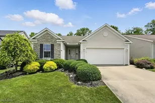 1367 Hidden Lake Blvd, Akron, OH 44312 - Photo 1