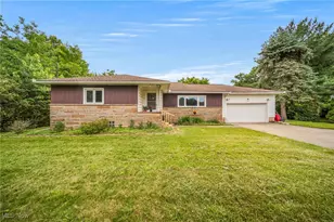 9509 S Skyland Dr, Macedonia, OH 44056 - Photo 1