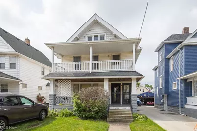 11920 Larchmere Boulevard, Loveland, OH 44120 - Photo 1