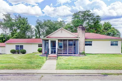 731 Dewalt Street SE, Massillon, OH 44646 - Photo 1