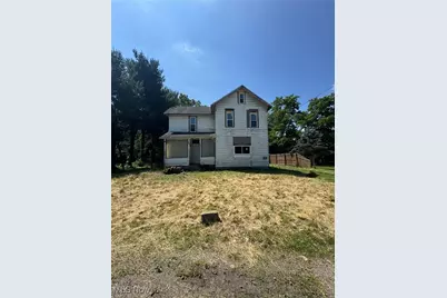 319 E Gaskill Street, Alliance, OH 44601 - Photo 1