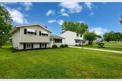 6633 Tamarind Drive, Huber Heights, OH 44146 - Photo 1