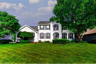 300 Country Club S, Warren, OH 44484 - Photo 1