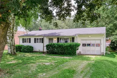 476 Laurel Drive, Kent, OH 44240 - Photo 1