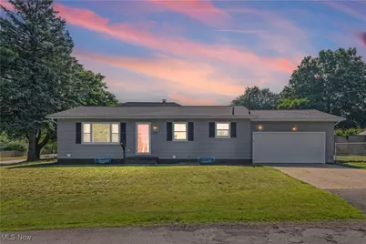 1761 Dallas Avenue, Akron, OH 44301 - Photo 1