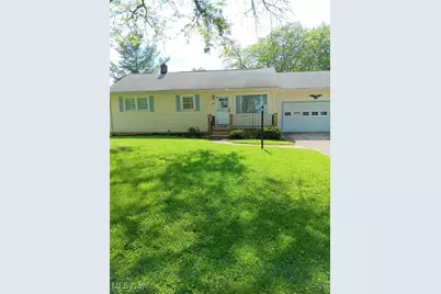 458 W 130th Street, Brunswick, OH 44212 - Photo 1