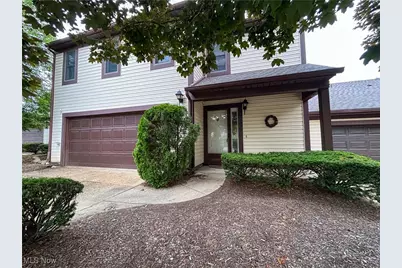 866 Hanover Court, Akron, OH 44313 - Photo 1