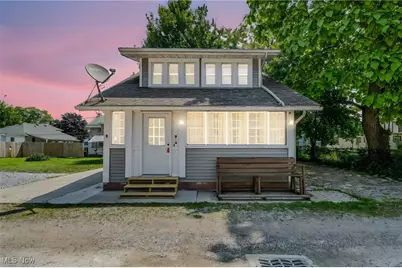 5016 W Mapleton Beach Drive, Geneva on the Lake, OH 44041 - Photo 1