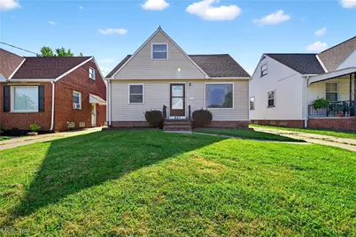 841 E 216th Street, Euclid, OH 44119 - Photo 1