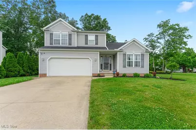 800 Collins Pond Drive, Ravenna, OH 44266 - Photo 1