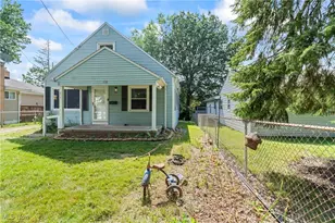302 Bender Ave, Akron, OH 44312 - Photo 1