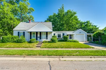 801 Caddo Avenue, Akron, OH 44305 - Photo 1