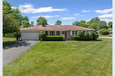 211 E Carol Street, Alliance, OH 44601 - Photo 1