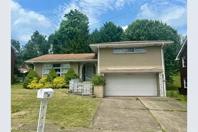 211 Donnell Street, Weirton, WV 26062 - Photo 1