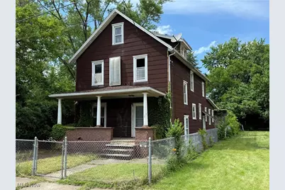 2013 7th Street NE, Canton, OH 44704 - Photo 1