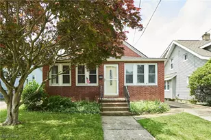 626 Orchard Ave, Barberton, OH 44203 - Photo 1