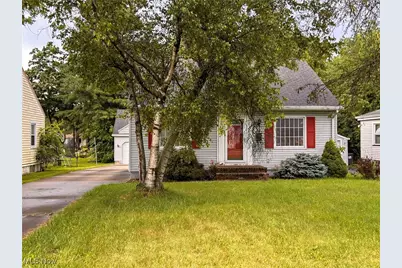 90 Woodrow Avenue, Youngstown, OH 44512 - Photo 1