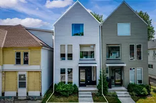 2209 W 33rd St, Loveland, OH 44113 - Photo 1