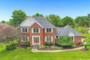 2370 Greenview Dr, Uniontown, OH 44685 - Photo 1