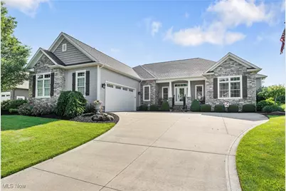 7406 Rolling Green Avenue NW, Massillon, OH 44646 - Photo 1