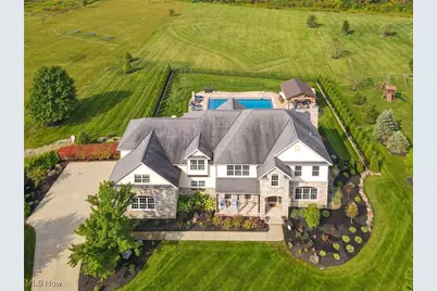 18570 Amber Trails, Chagrin Falls, OH 44023 - Photo 1