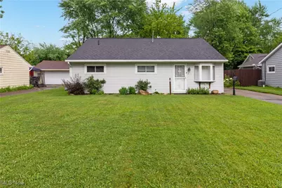805 East Drive, Sheffield Lake, OH 44054 - Photo 1