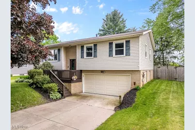 221 Northpark Drive, Wadsworth, OH 44281 - Photo 1