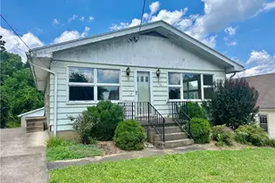 116 Euclid Pl, Marietta, OH 45750 - Photo 1